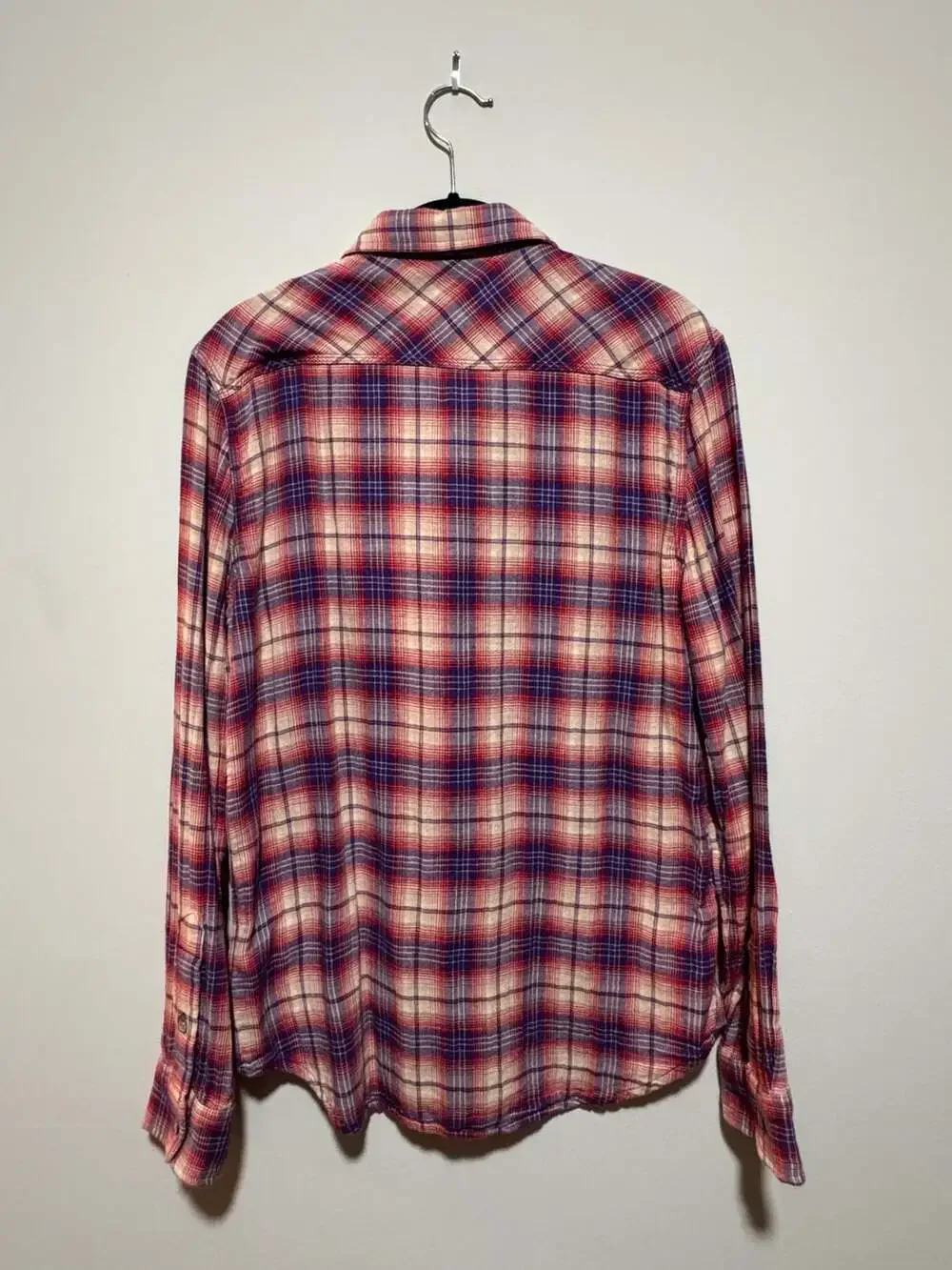 True Religion Plaid Button Up Shirt Men’s Small Red Blue Cotton